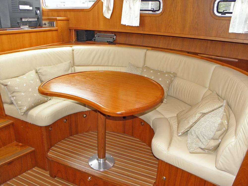 Fore ship, Accommodation